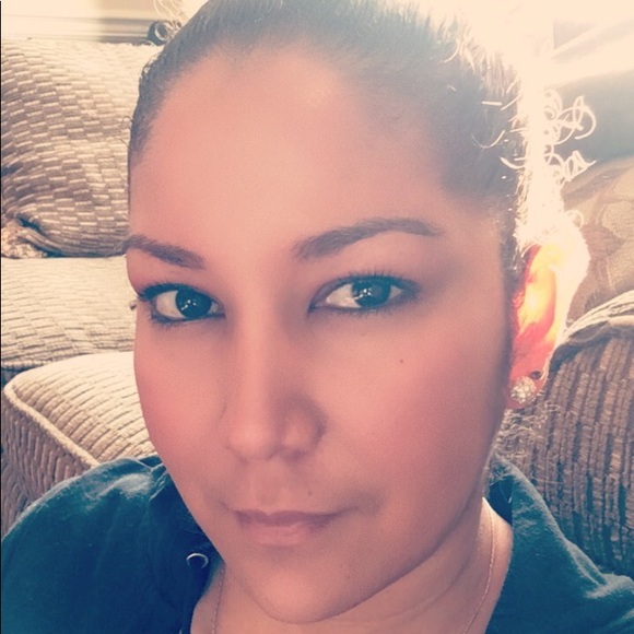 Meet your Posher, Myrilla - Picture 1 of 1